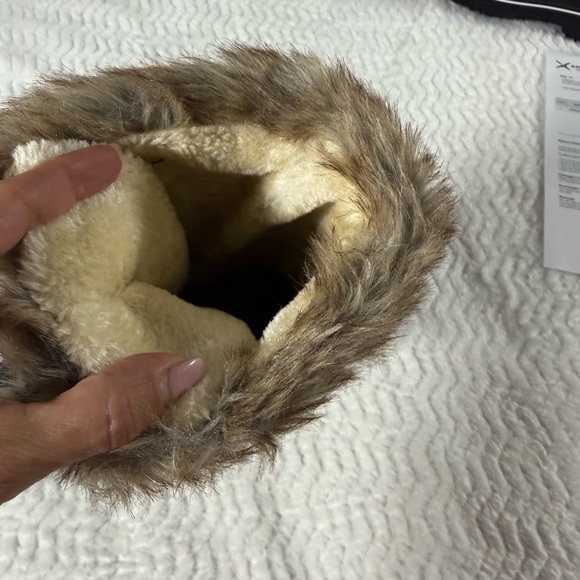 Arctix Women's Cappuccino and Black Winter Boots..! So beautiful and brand new!! - Picture 6 of 9